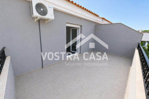 CHALET PAREADO – CHIVA – E3_3009202_S