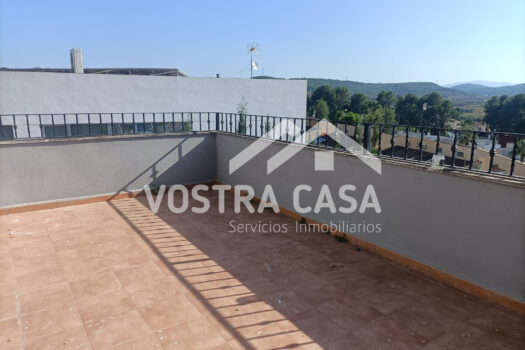 CHALET PAREADO – CHIVA – F4_3009202_S