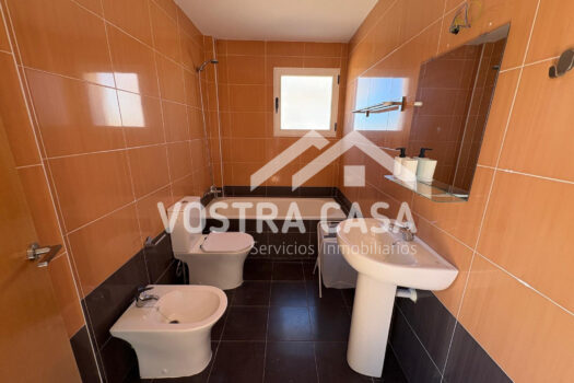 CHALET PAREADO – Monserrat – 60783348_S