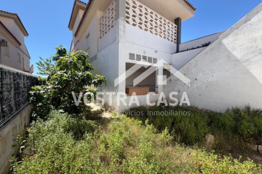 CHALET PAREADO – Monserrat – 60783348_S