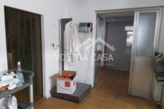 BAJO COMERCIAL – Ayora – 30128021_S