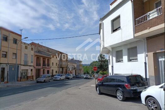 BAJO COMERCIAL – Ayora – 30128021_S