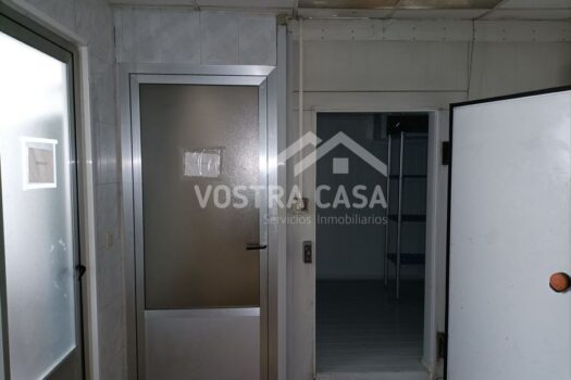 BAJO COMERCIAL – Ayora – 30128021_S
