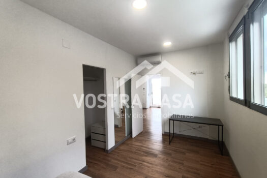 LOCAL – Chiva – 30091084_L
