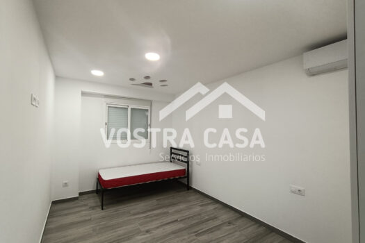 LOCAL – Chiva – 30091092_L