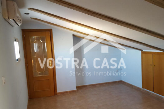 CHALET INDEPENDIENTE – Montroy – 77714-0001_S