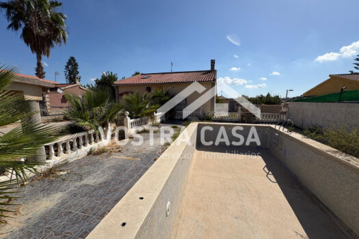 CHALET INDEPENDIENTE – Montroy – 77714-0001_S