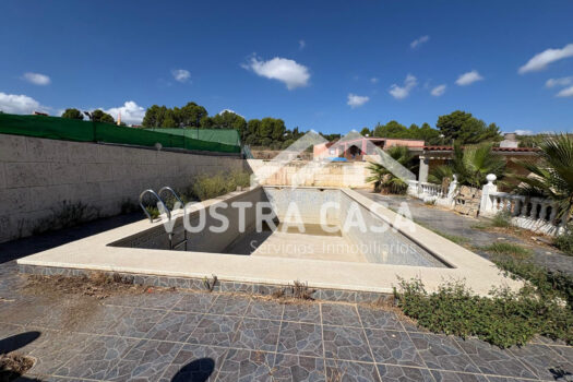 CHALET INDEPENDIENTE – Montroy – 77714-0001_S
