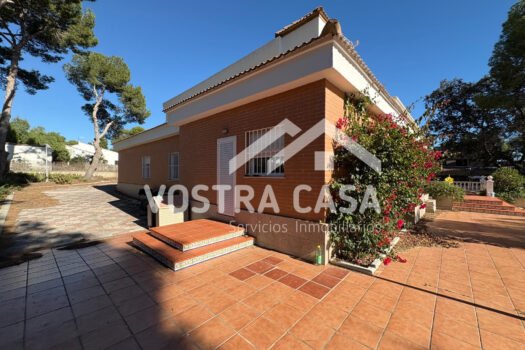 CHALET INDEPENDIENTE – Chiva – 30051086_S