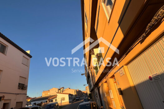 PISO – Chicanos – 02834-0001_S