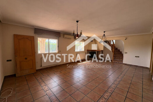 VIVIENDA – Chiva – 00786_S