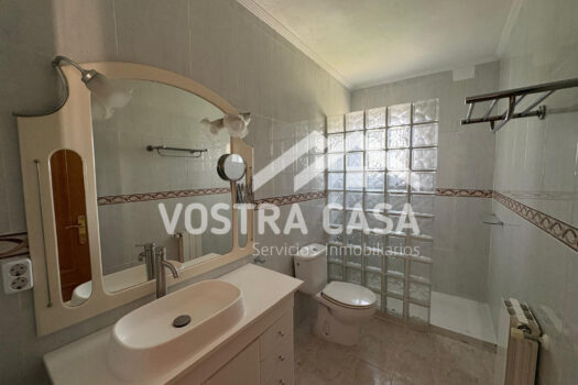 VIVIENDA – Chiva – 00786_S