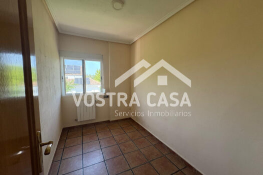 VIVIENDA – Chiva – 00786_S