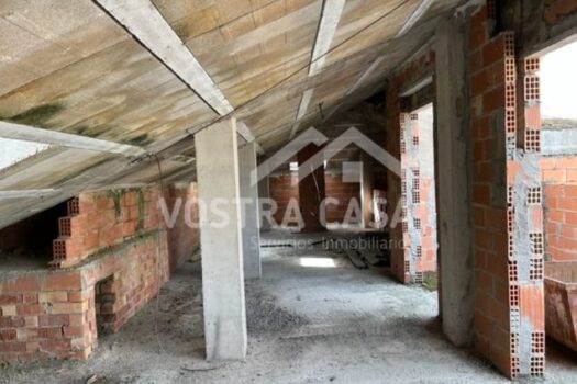 EDIFICIO SIN TERMINAR – REQUENA – 6080352_S