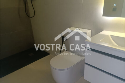 CHALET PAREADO – chiva – 20_L