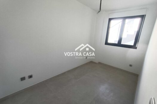 CHALET PAREADO – chiva – 17_S